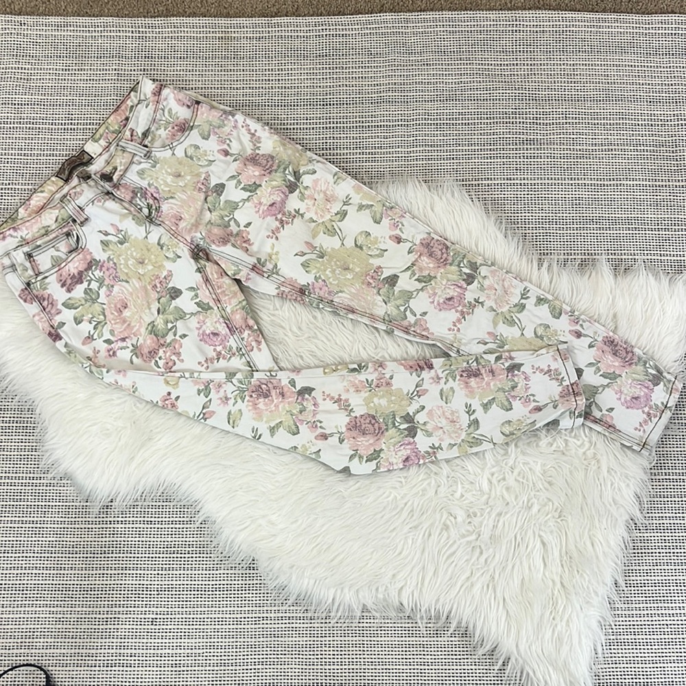 Denim blvd women’s 7 floral skinny jeans